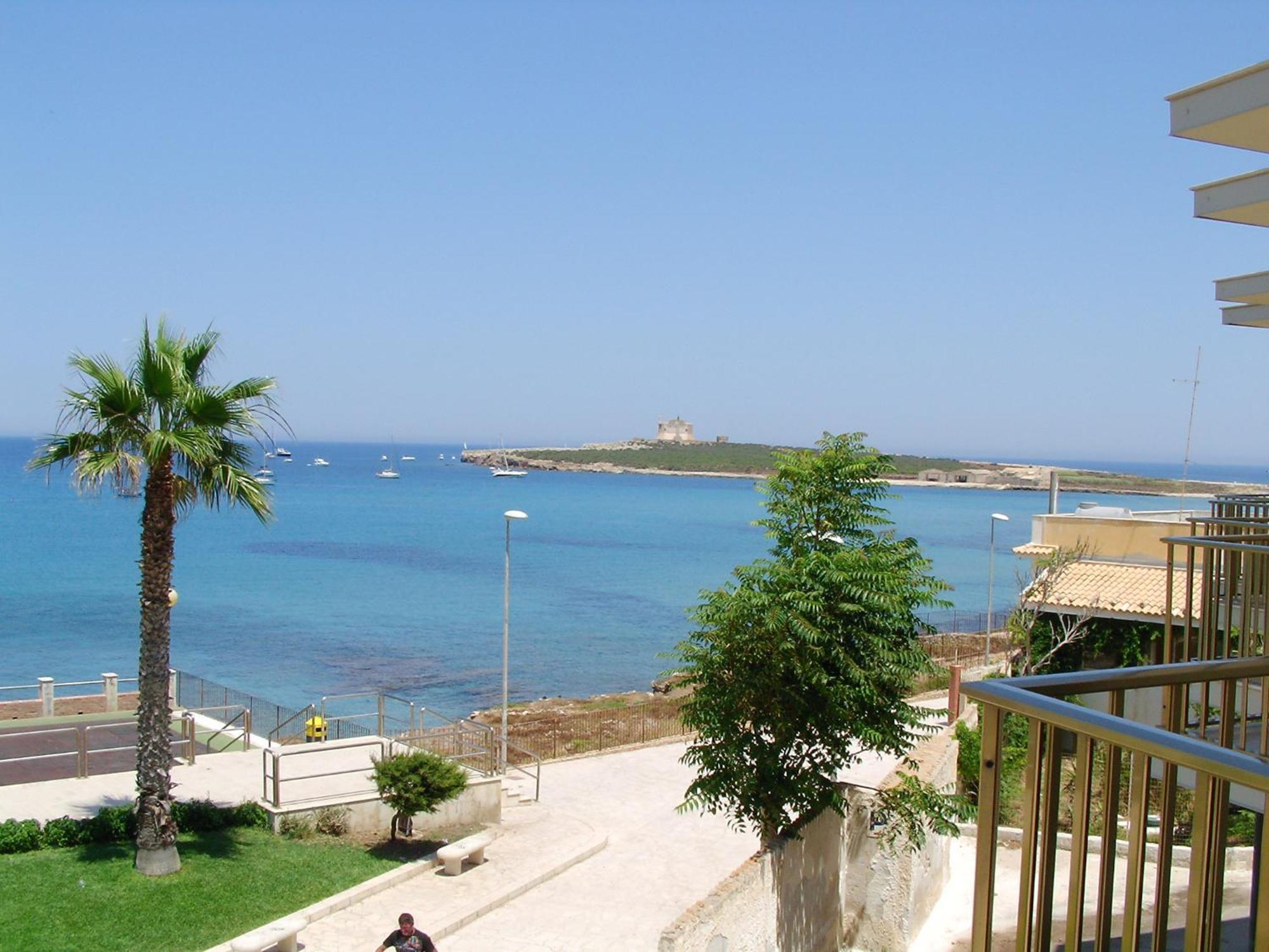 Hotel Vittorio Portopalo Di Capo Passero Kültér fotó