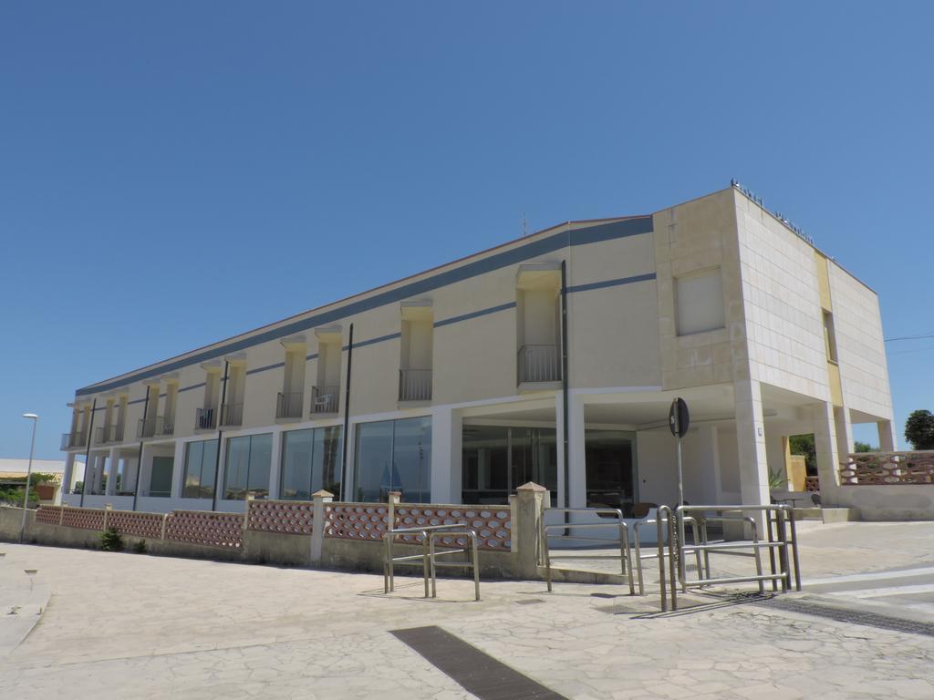 Hotel Vittorio Portopalo Di Capo Passero Kültér fotó